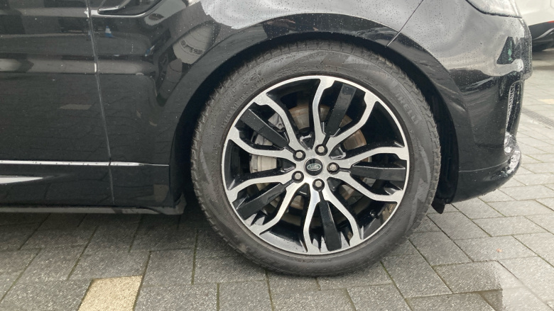 Land Rover Range Rover Sport 3.0 D300 HSE Silver 5dr Auto Diesel Estate